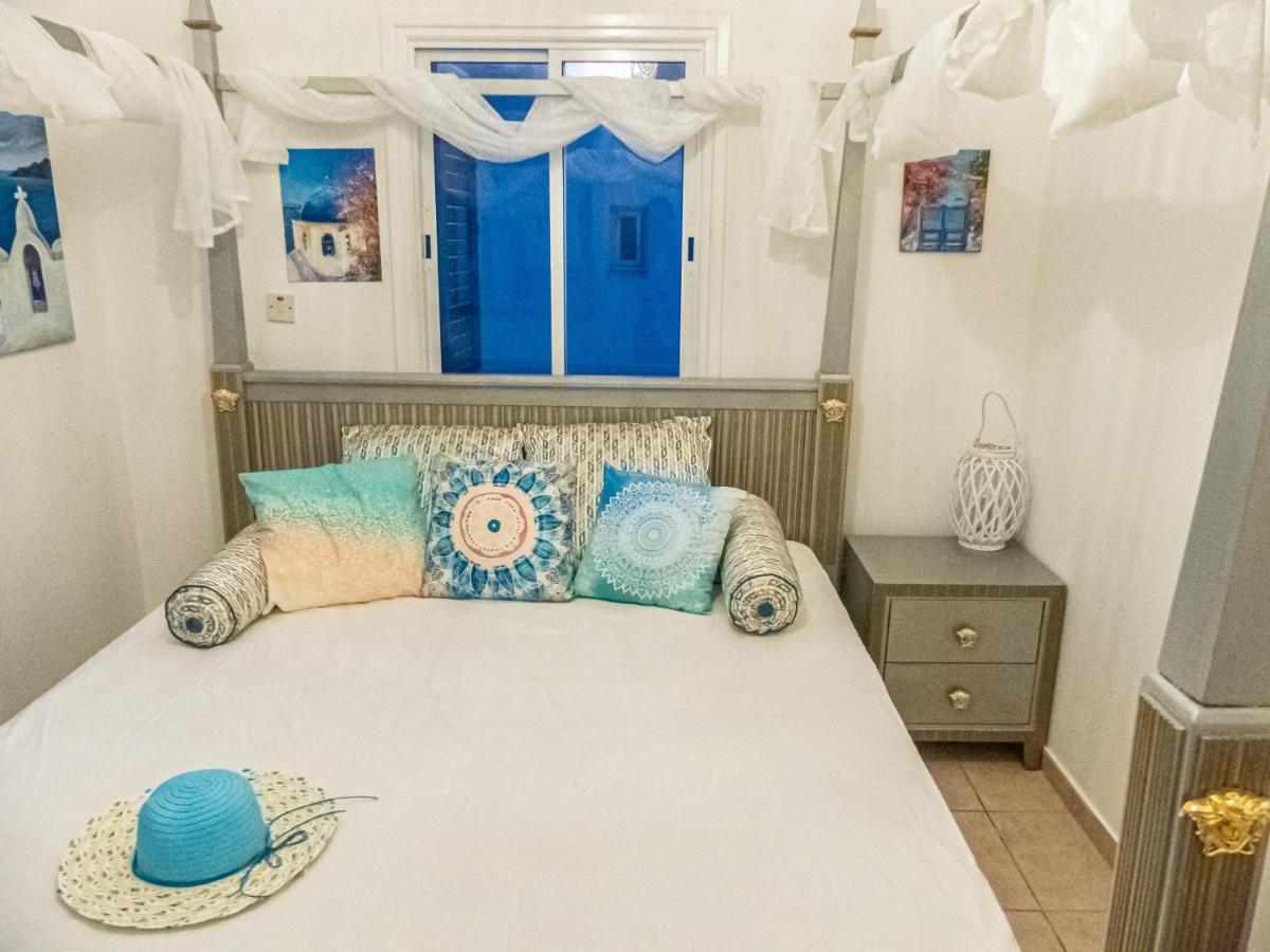 Greek Island Style 2 Bedroom Villa With Pool Next To The Sea Larnaca Zewnętrze zdjęcie