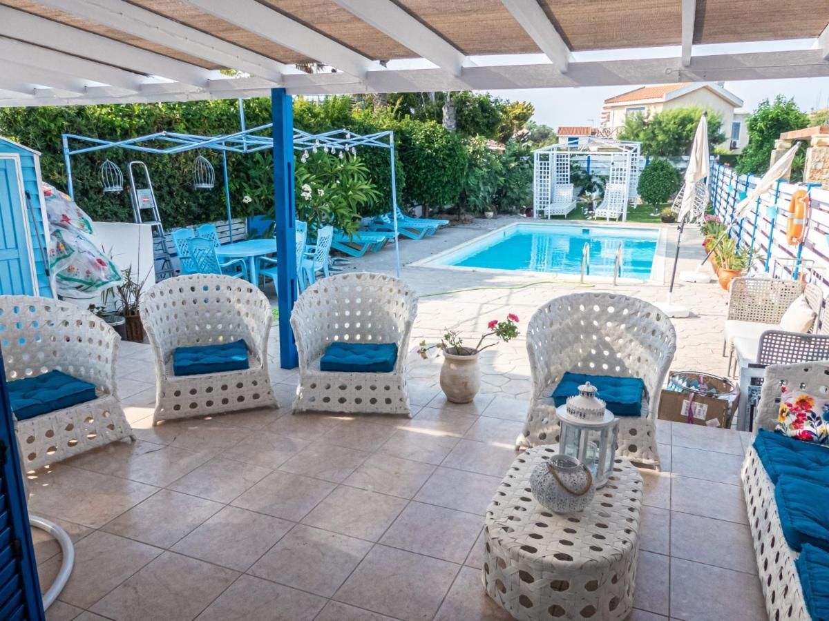 Greek Island Style 2 Bedroom Villa With Pool Next To The Sea Larnaca Zewnętrze zdjęcie